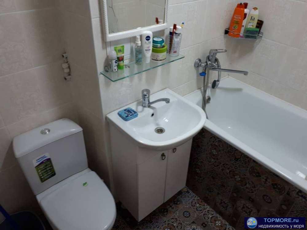 Продаю светлую , уютную , теплую квартиру с новым ремонтом! В квартире все остается! Все очень качетвенное делали для... - 1