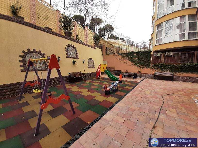 Продается 2х комнатная квартира в Новом Сочи на переулке Рахманинова. В квартире выполнен классический ремонт. Есть... - 1