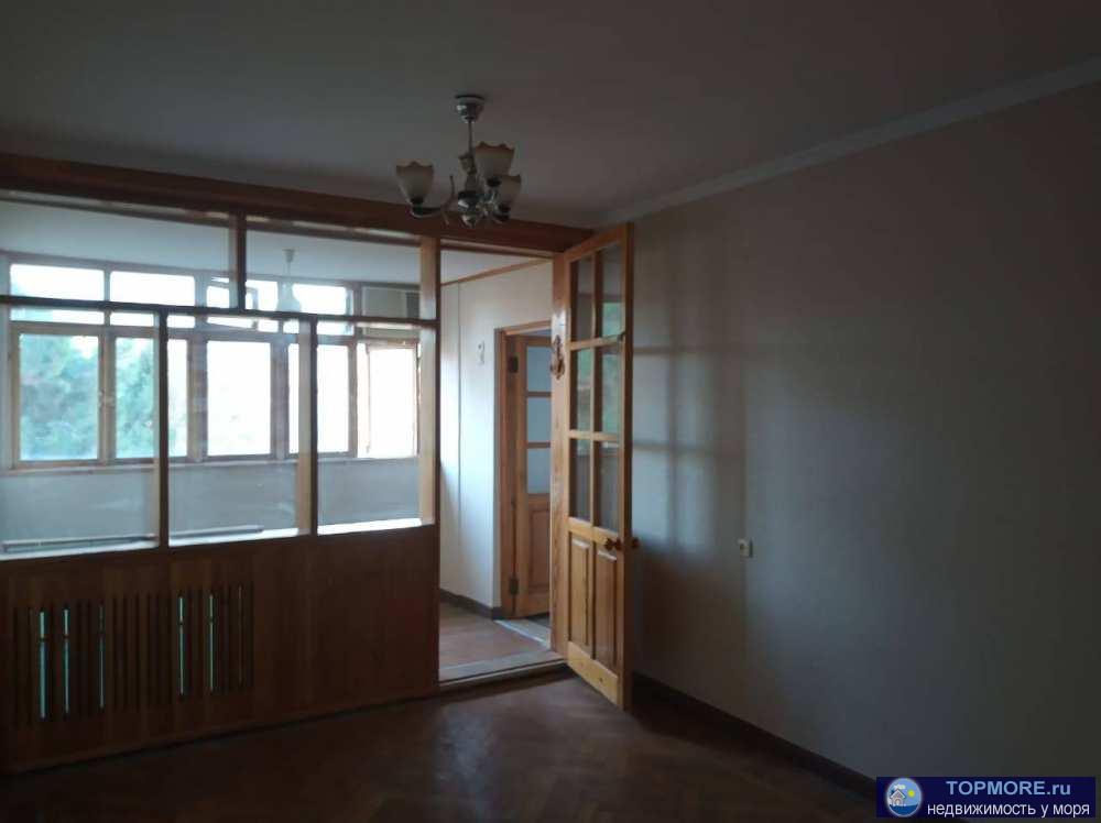 Продаю 1-комнатную квартиру с ремонтом. Центр Сочи, до моря пешком 10 минут. Развитая инфраструктура. Отличная... - 2