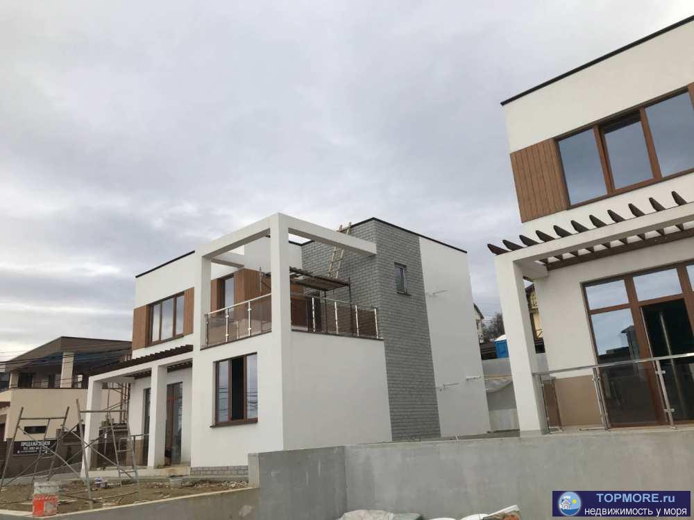 Коттедж расположен в Адлерском районе, с. Бестужевское, 170 м2. с черновой отделкой, свободной планировки, с видом на...