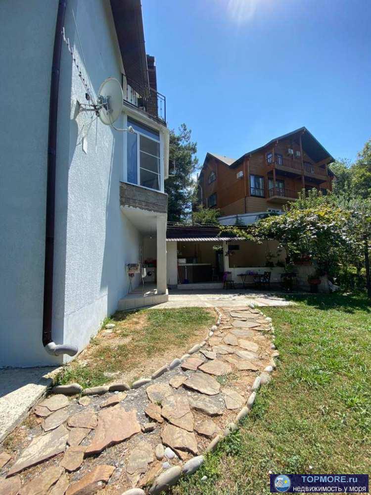 Лот № 137885. Продается красивый большой дом в элитном месте Лазаревского - в небольшом микрорайоне окруженном лесом.... - 2