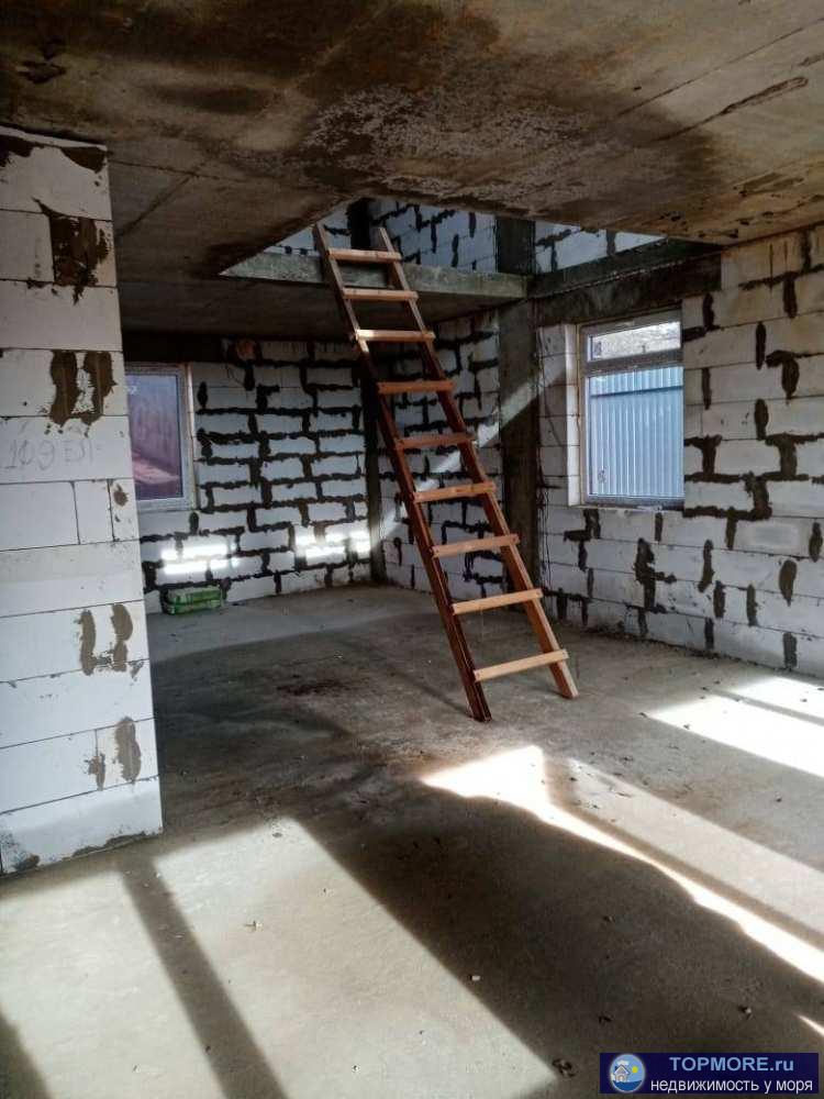 Продается двухэтажный дом, на участке 3,5 сотки, общая площаль дома 147 м/кв., два этажа по 50м2, и эксплуатируемая... - 1