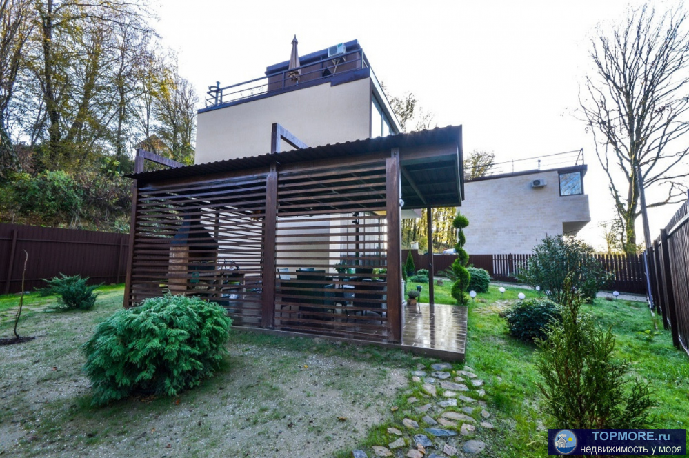 Продаю восхитительный дом с шикарной придомовой зелёной территорией - 180м4,5 соток земельный участок + с трёх...