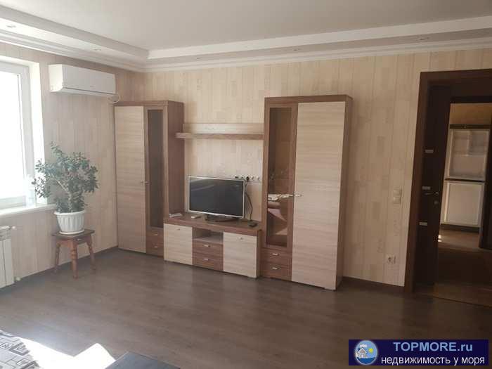 Продажа / Квартиры, Севастополь, Комбрига Потапова улица, 25 000 р. Сдается крупногабаритная 1 ком квартира в р -не Метро. Всегда есть место на парковки). Новый ремонт. Теплый пол....