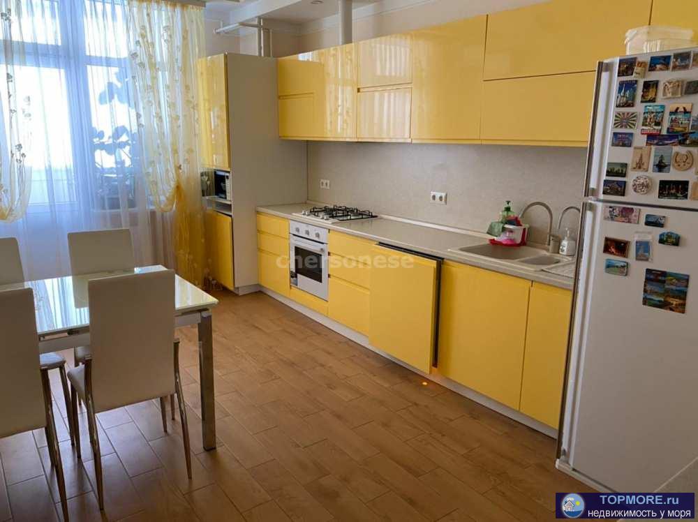 Продается современная уютная теплая квартира в Гагаринском районе!   Квартира расположена в экологически чистом...