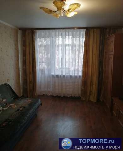 Срочно продается благоустроенная, просторная двухкомнатная квартира 52,9 кв м в г Феодосия, ул Чкалова, 3эт/5эт....