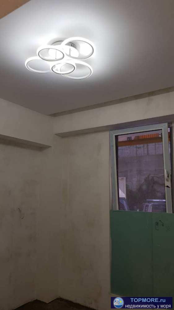 Продаю светлую  2-комн. квартиру 50 кв.м,  расположеннную в доме бизнес-класса.В квартире сделан  качественный... - 2