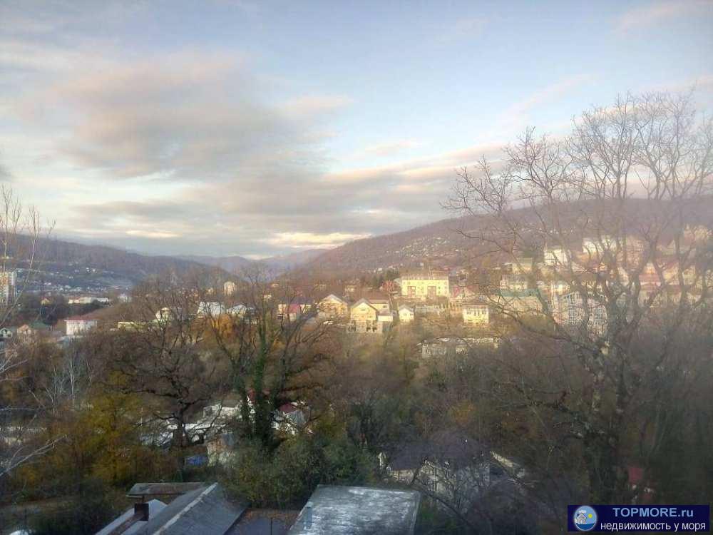 Продаю двух комнатную квартиру в спальном районе города Сочи. В квартире ремонт, мебель, техника. Раздельный... - 2