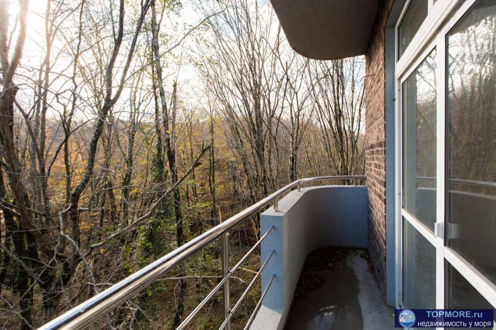 Продаю полноценную трехкомнатную  квартиру в сданном доме по 122 тыс за квадрат!Квартира представлена в свободной... - 2