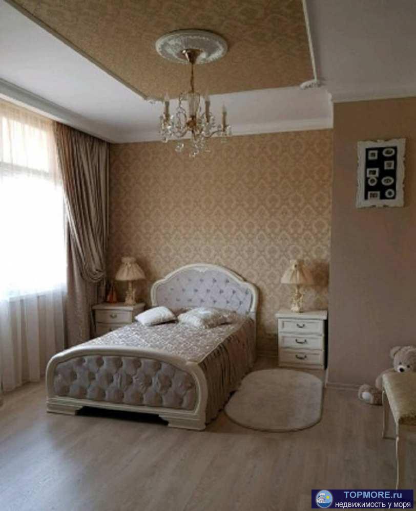  Таунхаус расположен на территории закрытого коттеджного поселка в мкр. Бытха. На всей территории поселка установлено... - 2