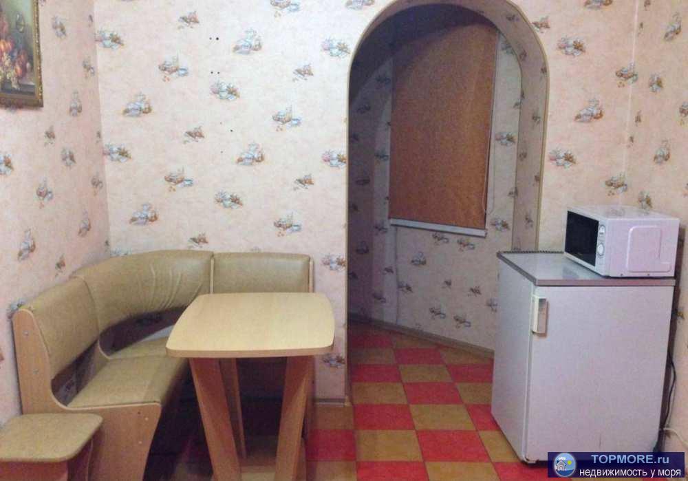 Лот № 139273. Продаю полноценную однокомнатную квартиру. Хороший ремонт, остается мебель. До моря всего 10 минут... - 2