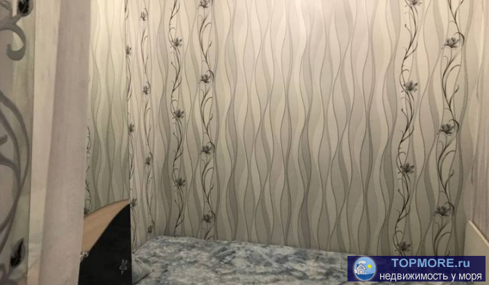 Продаю 1 ком. квартиру 30 м2. в излюбленном месте для туристов, на Мамайке.2 окна, гардероб, выделена зона спальни.... - 1