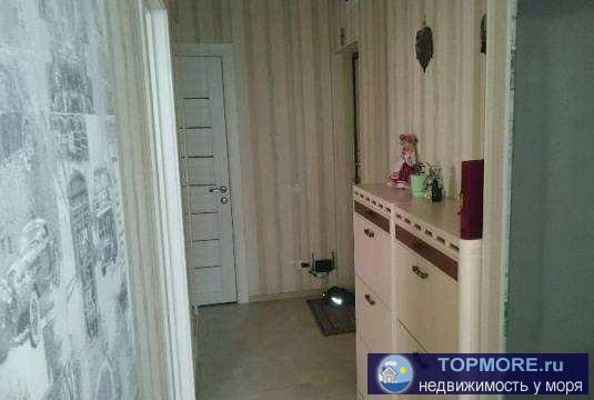 теплая, уютная квартира с отличным ремонтом, мебелью, бытовой техникой,  до моря 1600 м,рядом магазины,школа,... - 1