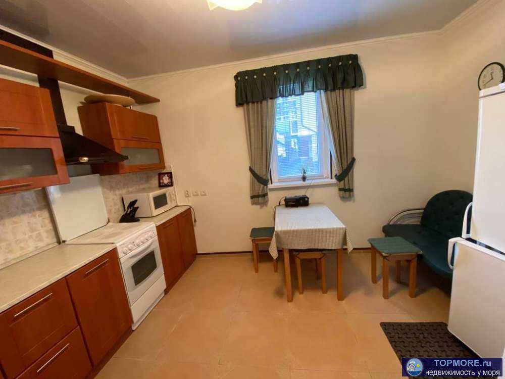 Таунхаус находится в микрорайоне Дагомыс в Сочи на берегу моря .Площадь таунахауса составляет 135 кв.м.... - 1