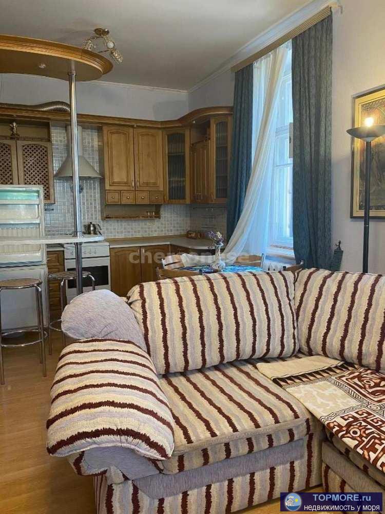 Продаётся аккуратная теплая уютная двухкомнатная квартира на площади Пирогова в Ленинском районе.  Тихий цент, пешая... - 1
