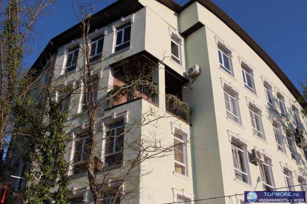    Продаю просторную и уютную квартиру с шикарным ремонтом, дорогостоящей мебелью и техникой в спальном микрорайоне... - 1