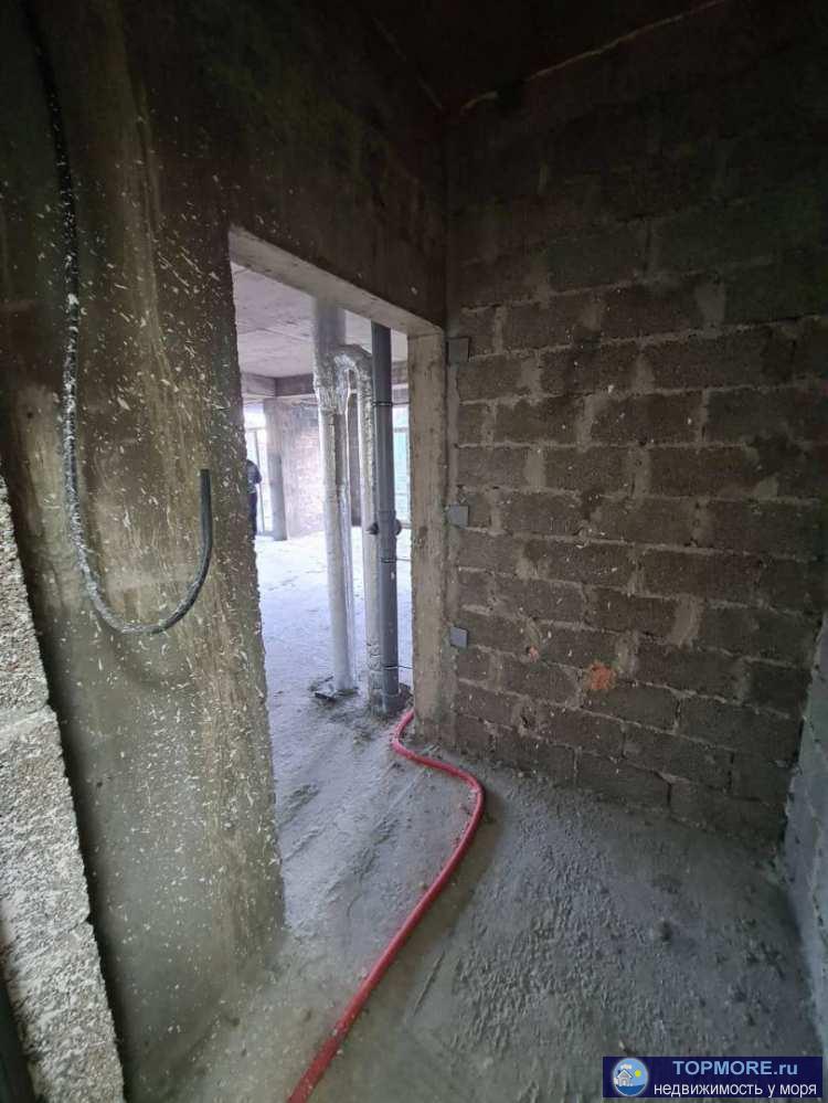 Продаю шикарную квартиру свободной планировки в Заречном районе. Дом новый. В стоимость входит, оформленное машино... - 2