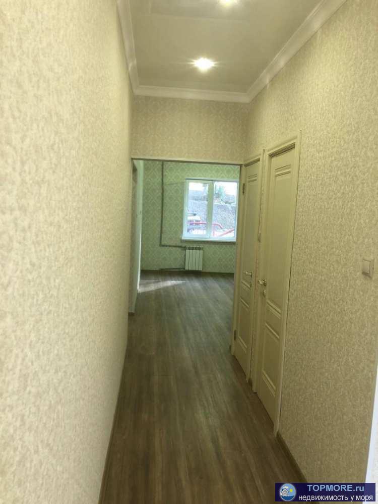 Продаю квартиру в райне Новый Сочи . Сделан качественный ремонт. Распланированна : 2 пальни ,кухня-гостинная, санузел.  - 1