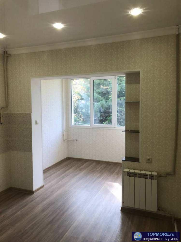 Продаю квартиру в райне Новый Сочи . Сделан качественный ремонт. Распланированна : 2 пальни ,кухня-гостинная, санузел.  - 2