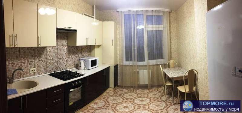 Сдается уютная и просторная однокомнатная квартира в лучшем районе Севастополя, на улице Парковая.  Квартира оснащена...