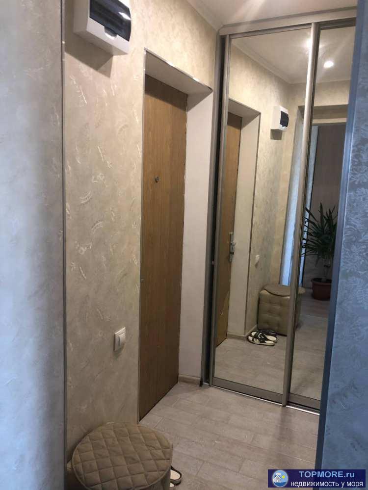 Продаётся однокомнатная видовая квартира с техникой и мебелью, район Светлана. В квартире произведён капитальный...