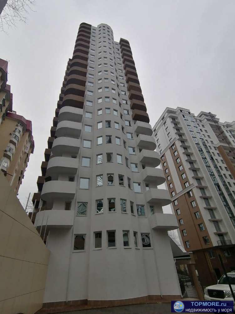 Продаётся отличная квартира свободной планировки в новом жилом современном комплексе в самом центре города. жк...