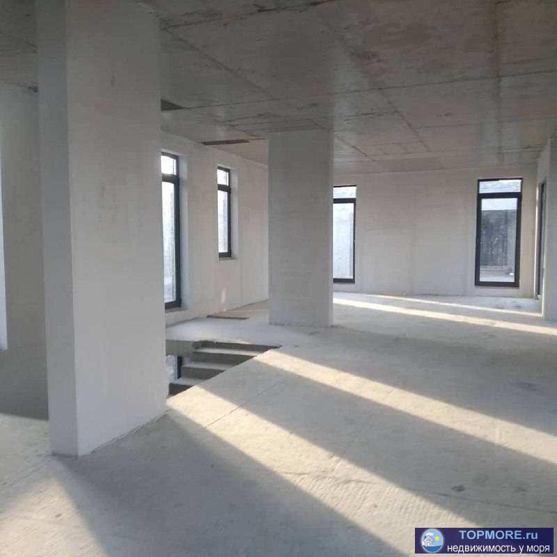 Шикарный дом в центре Адлера!Рядом расположены Олимпийский Парк ,парк Южные Культуры, набережная реки Мзымта, трц... - 2