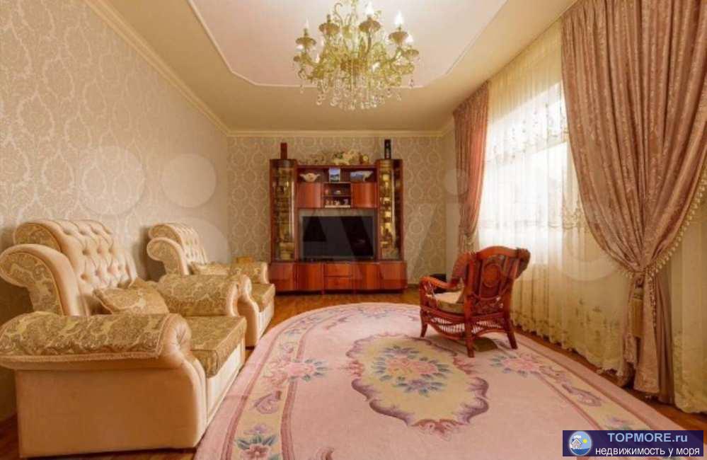 Продаётся 2ух этажный дом с мансардой в Сочи, район Мамайка, село Васильевка, площадь 182 кв.м. площадь участка 9...