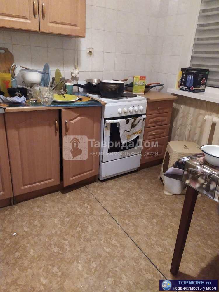 Продам 1-к квартиру с мебелью и техникой,  34.7 м2, 5/5 этажного дома, ул. Володарского, 15а, г. Феодосия.... - 1