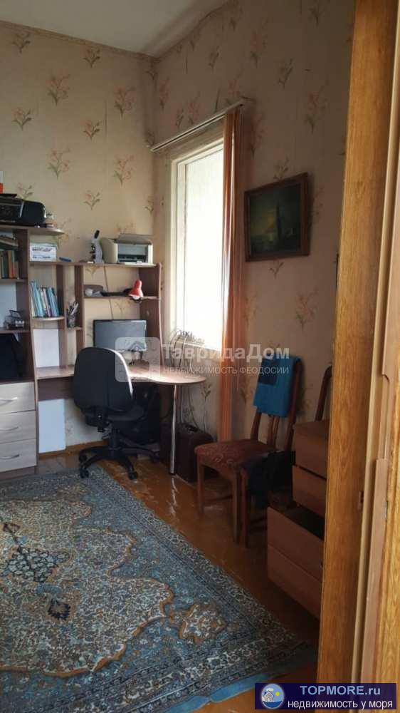 Продам 2 комнатную квартиру 65 кв.м., 2 уровня,  район Морсада, г. Феодосия. Комнаты раздельные, кухня 13 кв.м.... - 2
