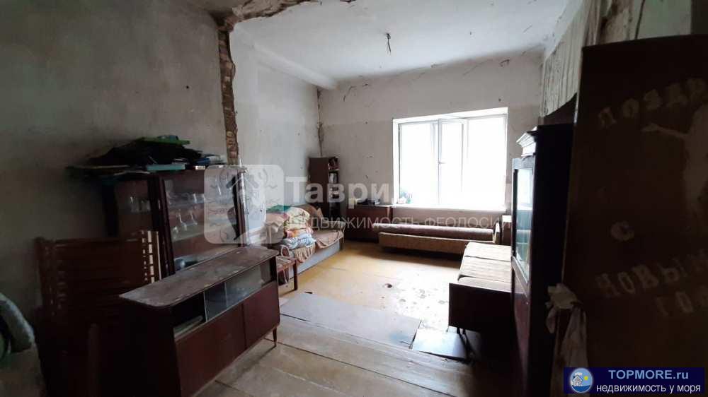 Продам 4-х комнатную квартиру на земле 103,4  кв.м общей и 58,5 кв.м жилой площади в городе Феодосия, район ул.... - 1