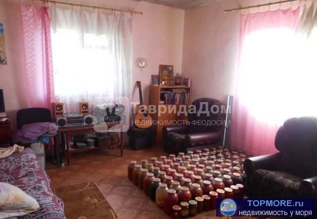 Продажа / Дома и коттеджи, Феодосия, Роза тер. СПК, 1 600 000 р. Продажа жилой 2-этажной дачи с гаражом и коммуникациями 70 кв. м на 6 сотках земли по ул. Сиреневая, массив Степной,... - 2