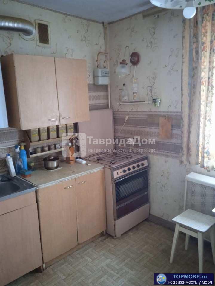 Продам 3 комнатную квартиру 66 кв.м,1 этаж  5 этажного дома, район 13 школы, ул. Крымская 82 Б, Феодосия. Дом по...