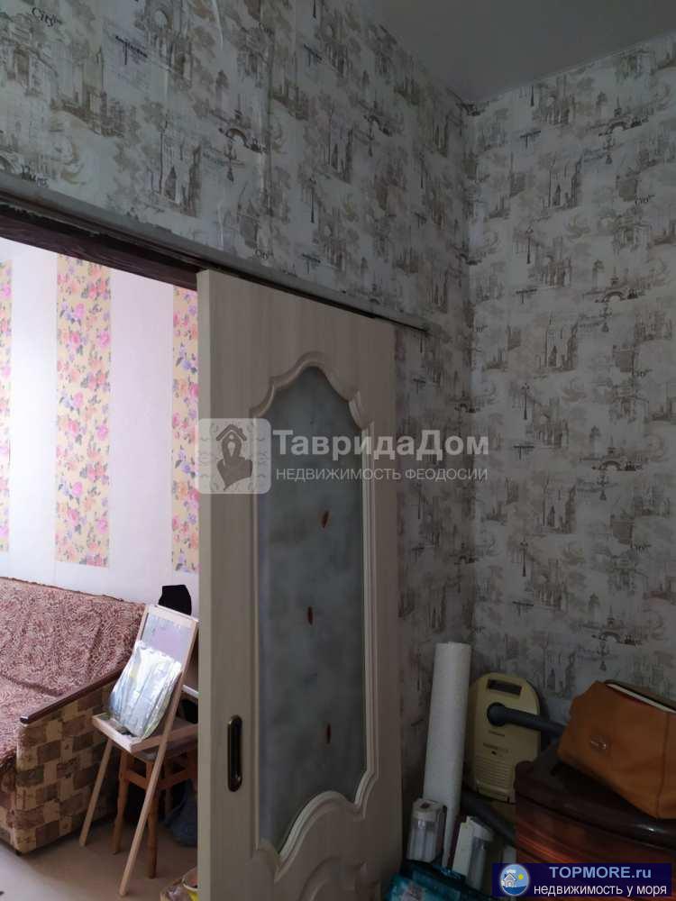 Продам 2-х комнатную квартиру 33 м2, 3/3 эт.,  ул. Богаевского 3, Феодосия. В историческом центре Феодосии недалеко... - 2