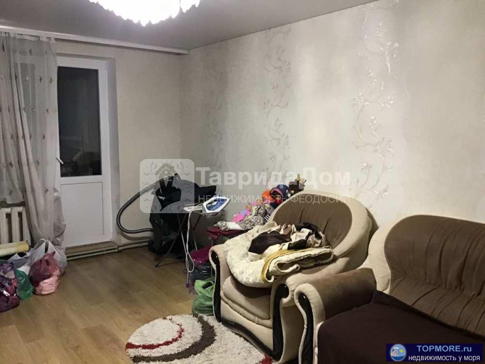 Продам 3к.кв. 68 кв.м., Гарнаева, г. Феодосия.  Квартира находится на 4 этаже пятиэтажного дома. В двух комнатах...