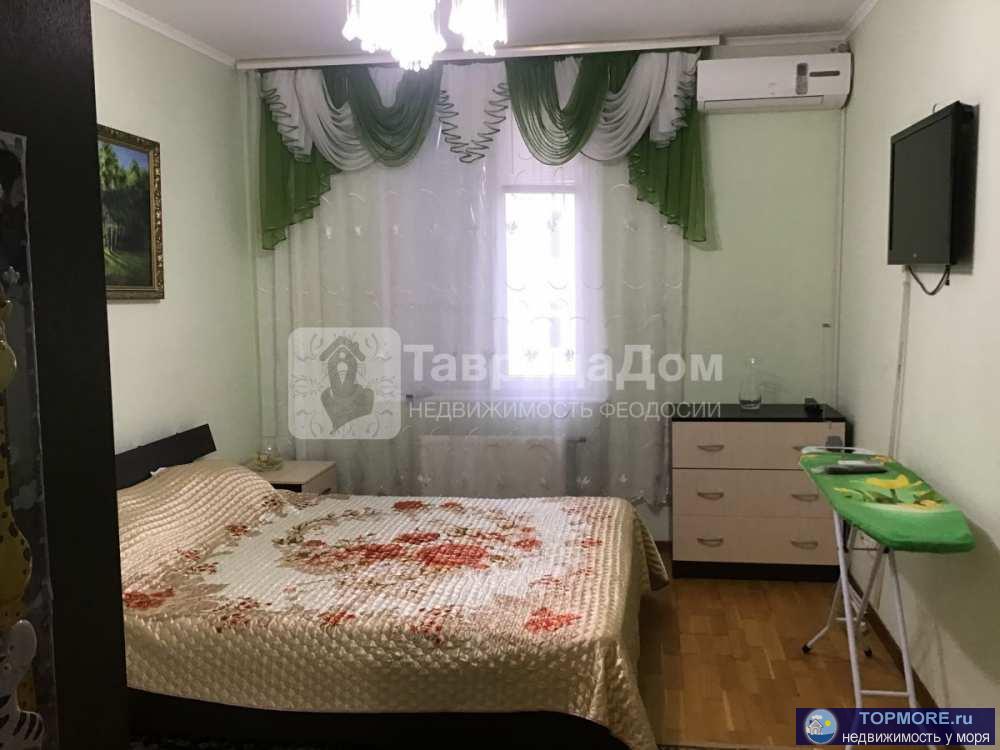 Продажа / Квартиры, Феодосия, Адмиральский б-р, 30 000 р. Сдам 2 комнатную квартиру Адмиральский б-р, Феодосия. Квартира находится на 3 этаже 6 этажного дома. В квартире... - 1