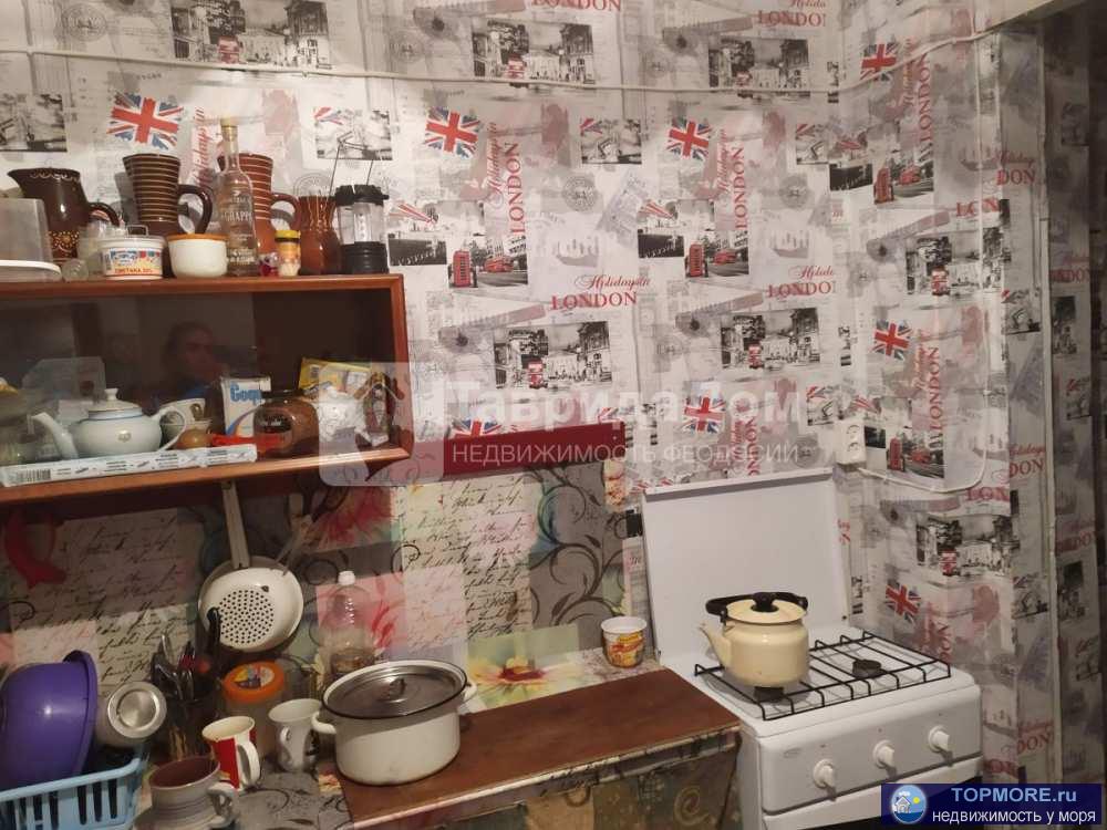 Продам 1-к квартиру на земле 1 сот, 28 м2, 1-й  Щебетовский пр-д, Феодосия. Квартира состоит из прихожей 1,9 м2,...