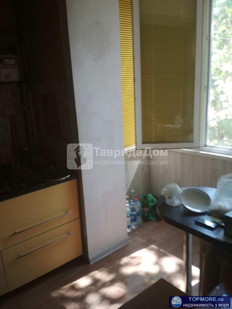 Продажа / Квартиры, Феодосия, Степаняна ул, 4 950 000 р. Продам 3-к квартиру 86 м.кв. 2/5 эт., Степаняна 3, Феодосия. Жилая площадь 41.8 м.кв., комнаты изолированные 13... - 2