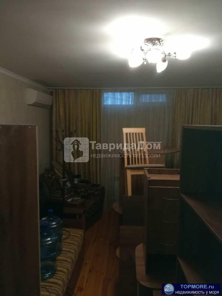 Продажа / Квартиры, Феодосия, Адмиральский б-р, 4 950 000 р. Продам 4-к квартиру 115 кв.м., 1/6 эт. на Адмиральском бульваре 7д, Феодосия. Квартира находится на цокольном этаже... - 1