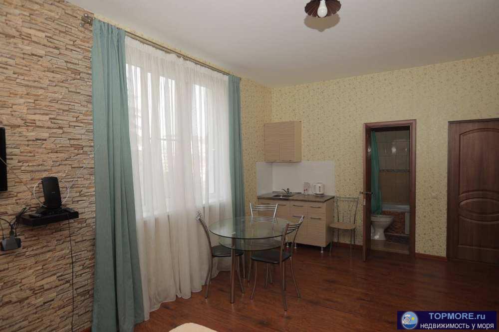 Продается однокомнатная квартира ( комната, кухня,  сан/узел) с ремонтом и мебелью. - 1