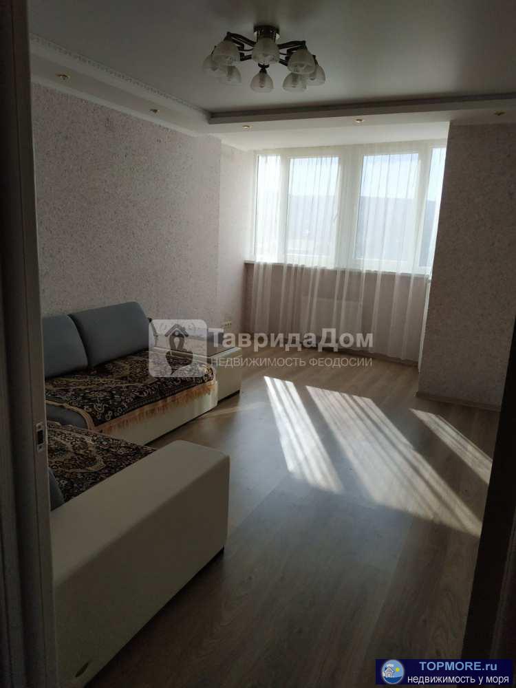 Продам 1к квартиру с авторским ремонтом,  мебелью и бытовой техникой, 50 м2, 8/9 эт., Симферопольское ш, 24Е, г.... - 1