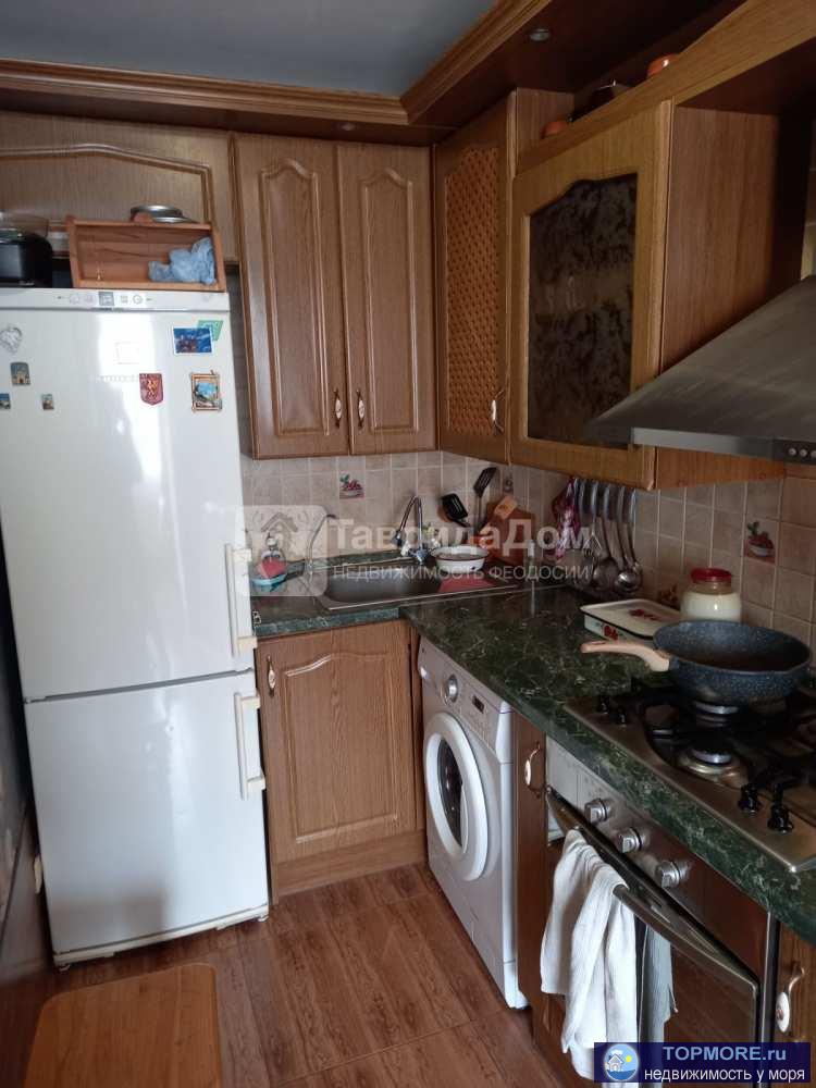 Продажа / Квартиры, Феодосия, Дружбы ул, 4 550 000 р. Продам 3-х комнатную квартиру 60 кв.м, 3 этаж 3 этажного дома, район Ближние Камыши, ул. Дружбы 30, Феодосия.... - 1