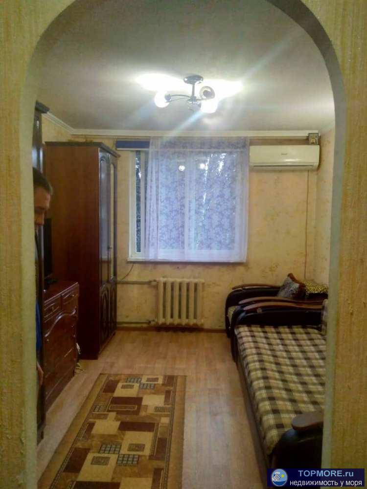 Продаю комнату в общежитии!В центре Лазаревского продается комната .Мебель и техника остается! Вся инфраструктура в... - 1