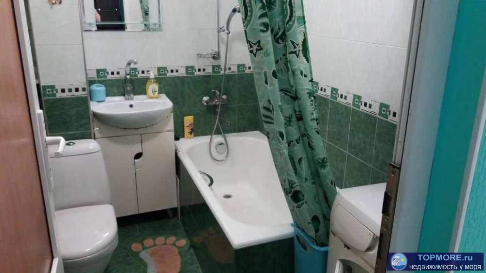 Продам шикарную студию площ. 50 кв. м на 5 этаже 5 этажного мон-го дома.Мансардная квартира с отличным ремонтом,...