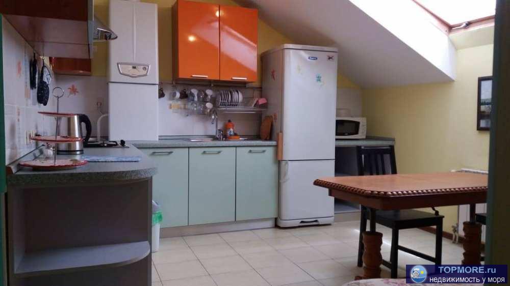 Продам шикарную студию площ. 50 кв. м на 5 этаже 5 этажного мон-го дома.Мансардная квартира с отличным ремонтом,... - 1