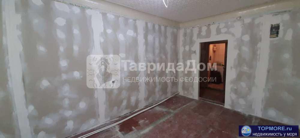Продажа / Квартиры, Феодосия, Федько ул, 1 700 000 р. Продам 1- комнатную квартиру 24.6 кв.м, 2/2 эт., р-н Автовокзала, ул. Федько 111, Феодосия. Квартира состоит из... - 2