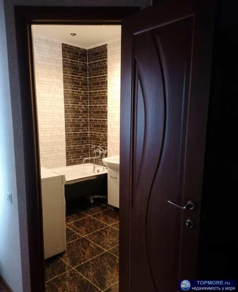 Продам квартиру жк Дуэт2 площадью 38кв.м. Отдельная комната и зал-студия с кухней. Ремонт, натяжные потолки, ламинат....