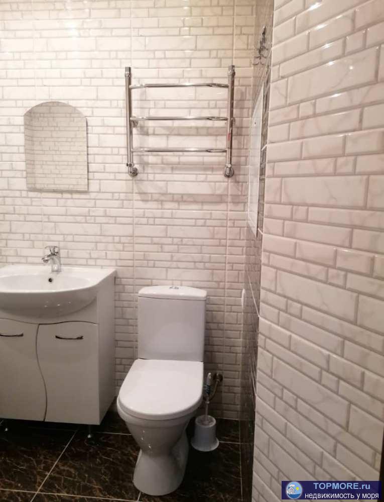 Продам квартиру жк Дуэт2 площадью 38кв.м. Отдельная комната и зал-студия с кухней. Ремонт, натяжные потолки, ламинат.... - 2