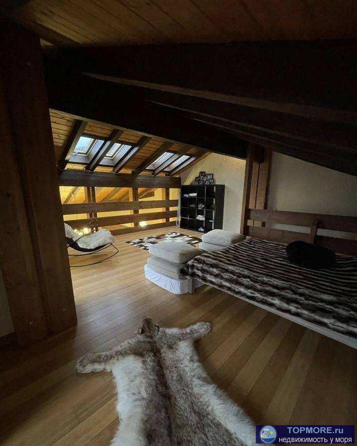 Лот № 140699. Уникальное предложение по Красной Поляне Двухуровневый Пентхаус.Продается великолепная 4х комнатная...