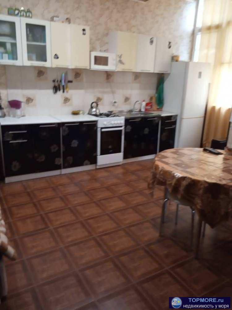 Продается квартира,в хорошем районе города Сочи.Большая кухня,раздельные комнаты.Развита инфраструктура,хороший... - 2